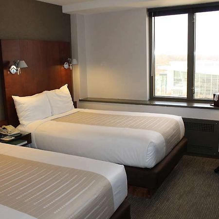 Kellogg Hotel And Conference Center Ист-Лансинг Номер фото